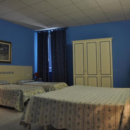 Hotel Regina Florence Luaran gambar