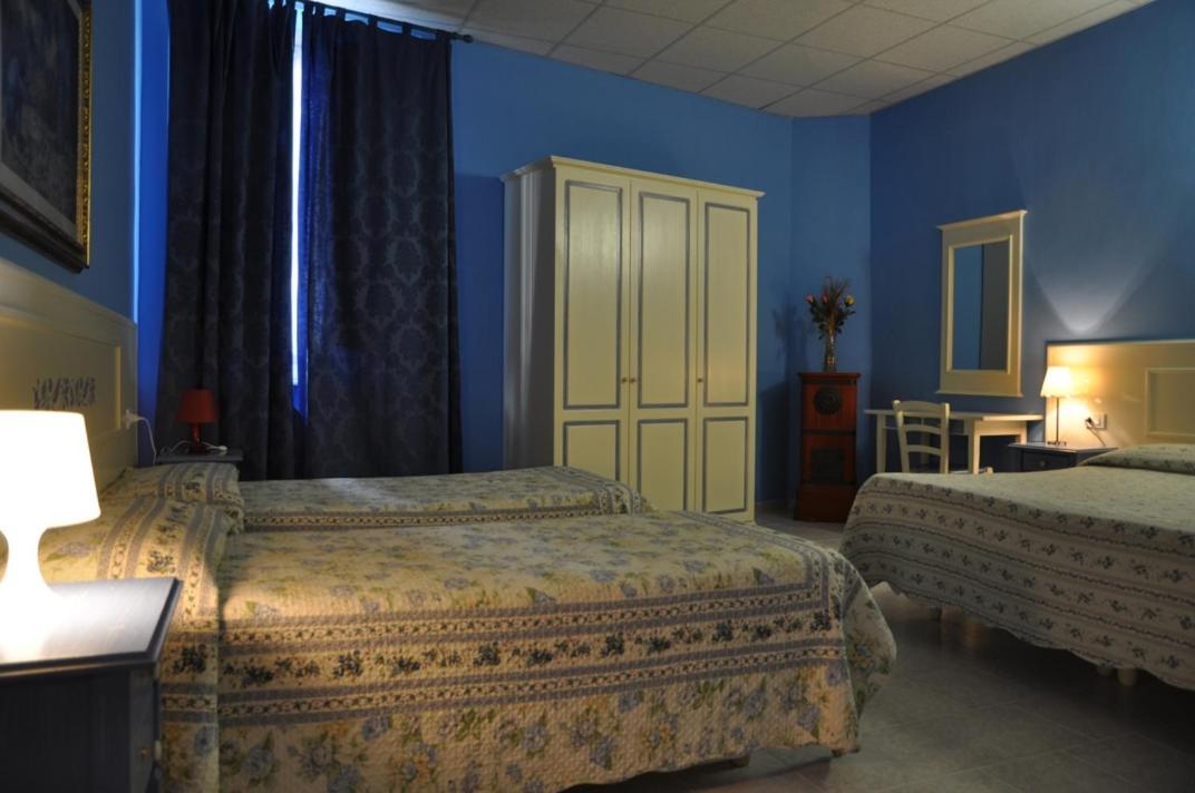 Hotel Regina Florence Luaran gambar